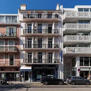 Modern Waikiki Cannes