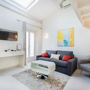Agences Des Residences - Rue Commandant Andre Cannes