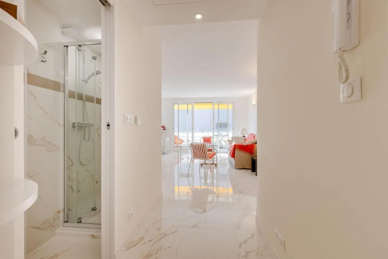 Luxurious 2-Room Apartment In Palm Beach Cannes Francie